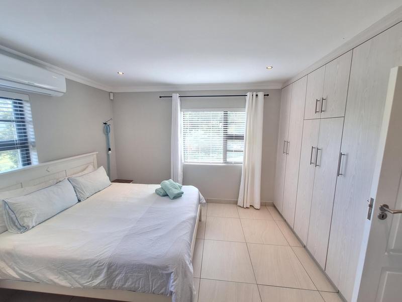 4 Bedroom Property for Sale in Hartenbos Landgoed Western Cape